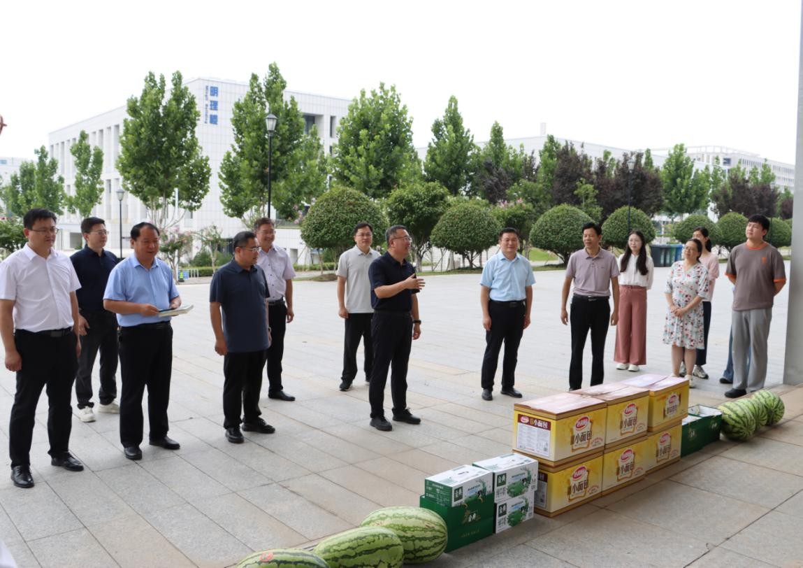 新闻改11.jpg